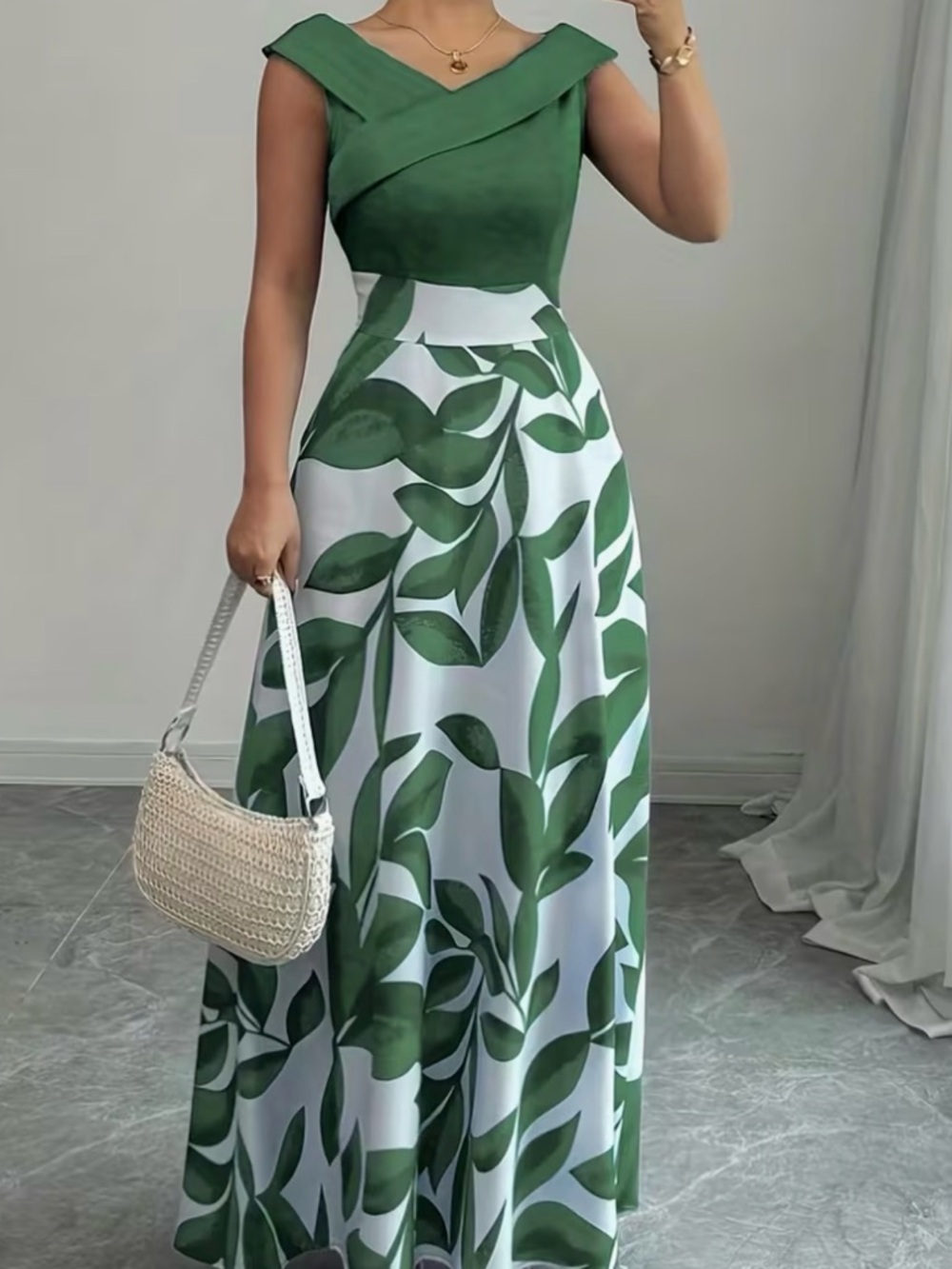 Green Leaf Print Maxi Dress